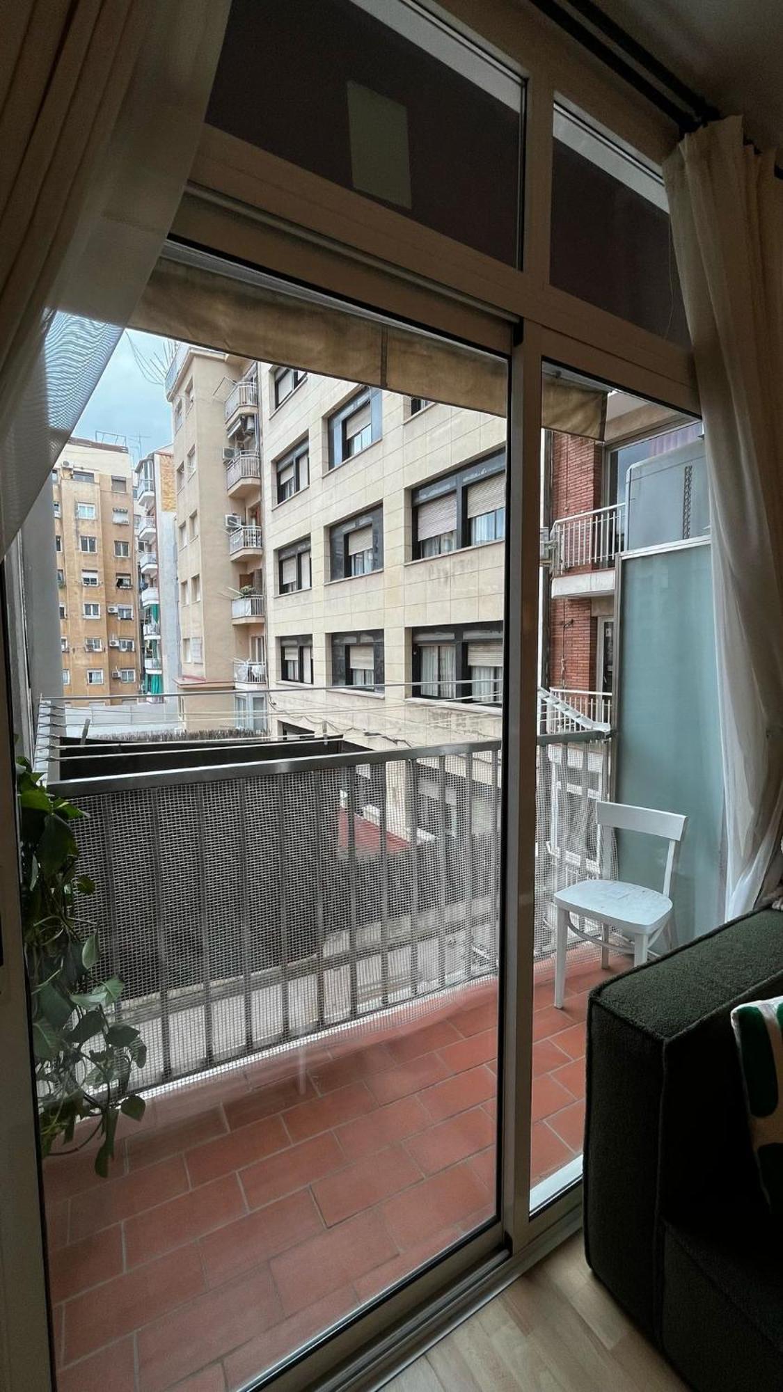 Calle De Comte Urgell - Barcelona, Barcelona